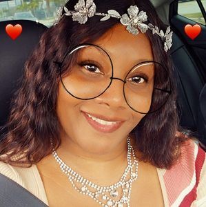 Meet your Posher, Trena